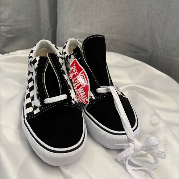 Vans Black and White Checkerboard Sneakers NWT - Picture 2 of 7